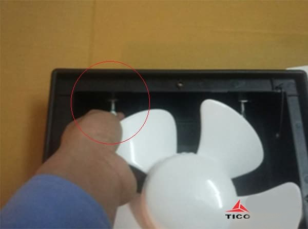 Cách lắp quạt thông gió gắn tường Tico