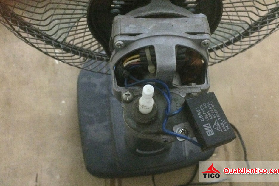 Sửa quạt không quay do hỏng tụ điện hoặc cháy cầu chì